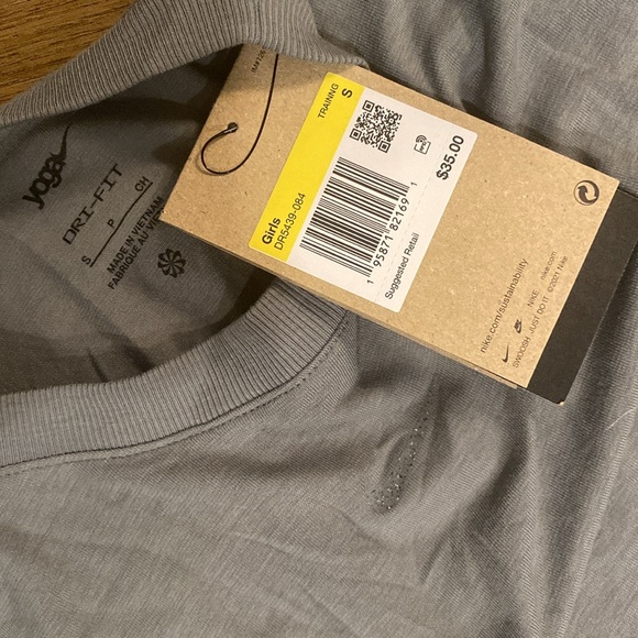 Nike Yoga Long Sleeve Top - Picture 5 of 5